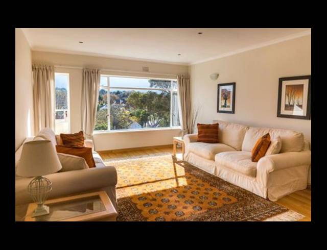2 BEDROOM APARTMENT RENTED IN WYNBERG UPPER